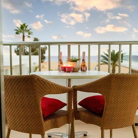 Aparthotel Oasis Sol